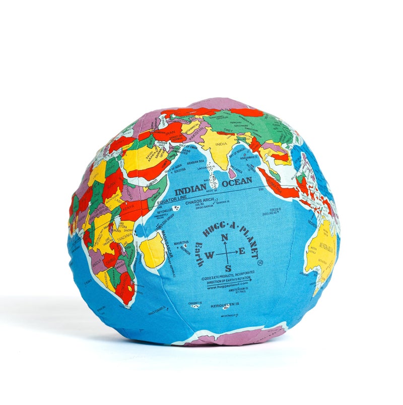 Hugg-A-PlanetÂ® Classic Political Earth - Image 1